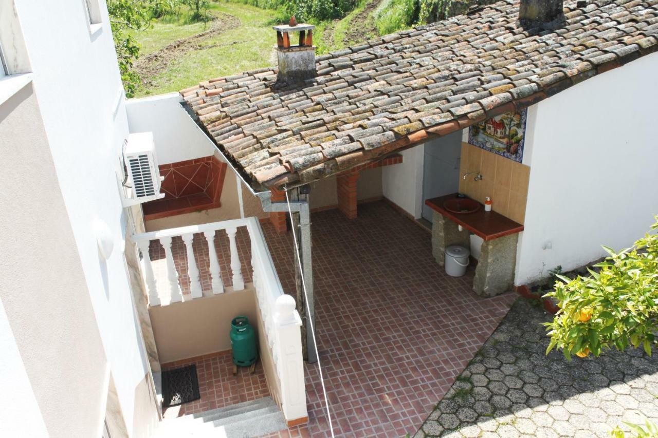 Casa Do Neto Tiago Villa Fundao Exterior photo